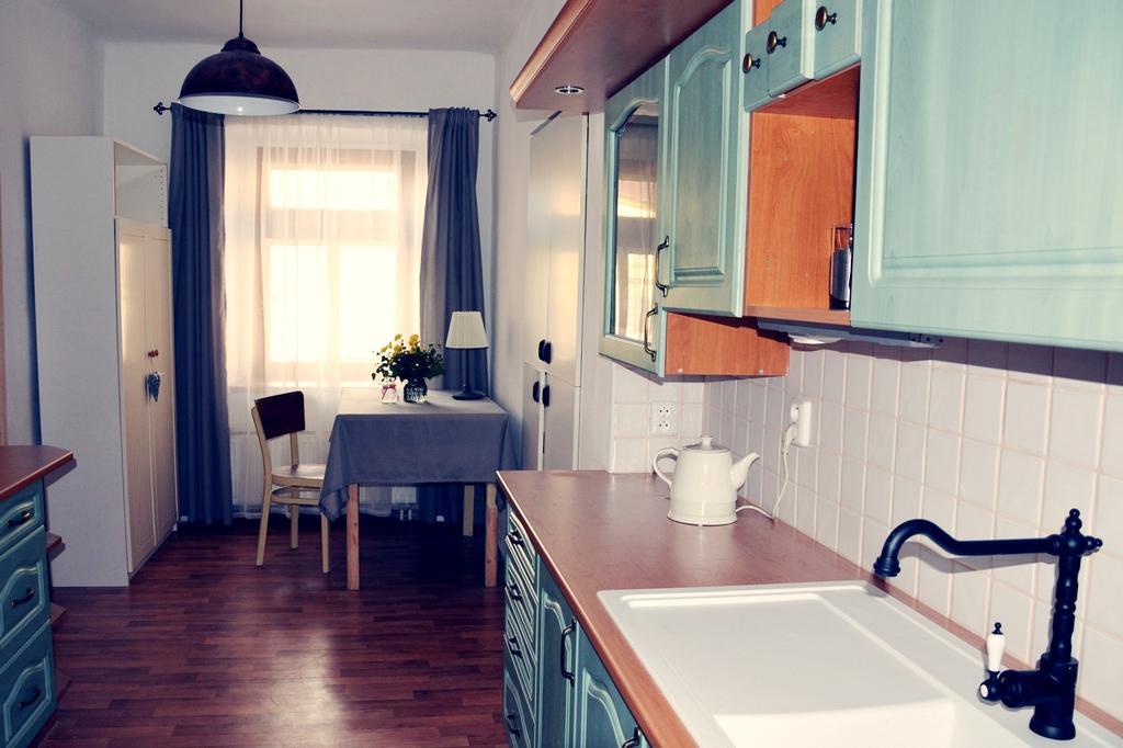Apartmany Pod Putimskou Branou Písek Exteriör bild