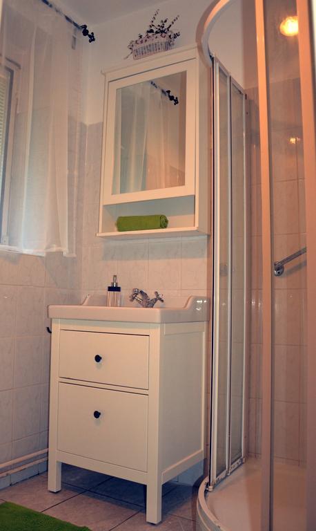 Apartmany Pod Putimskou Branou Písek Exteriör bild